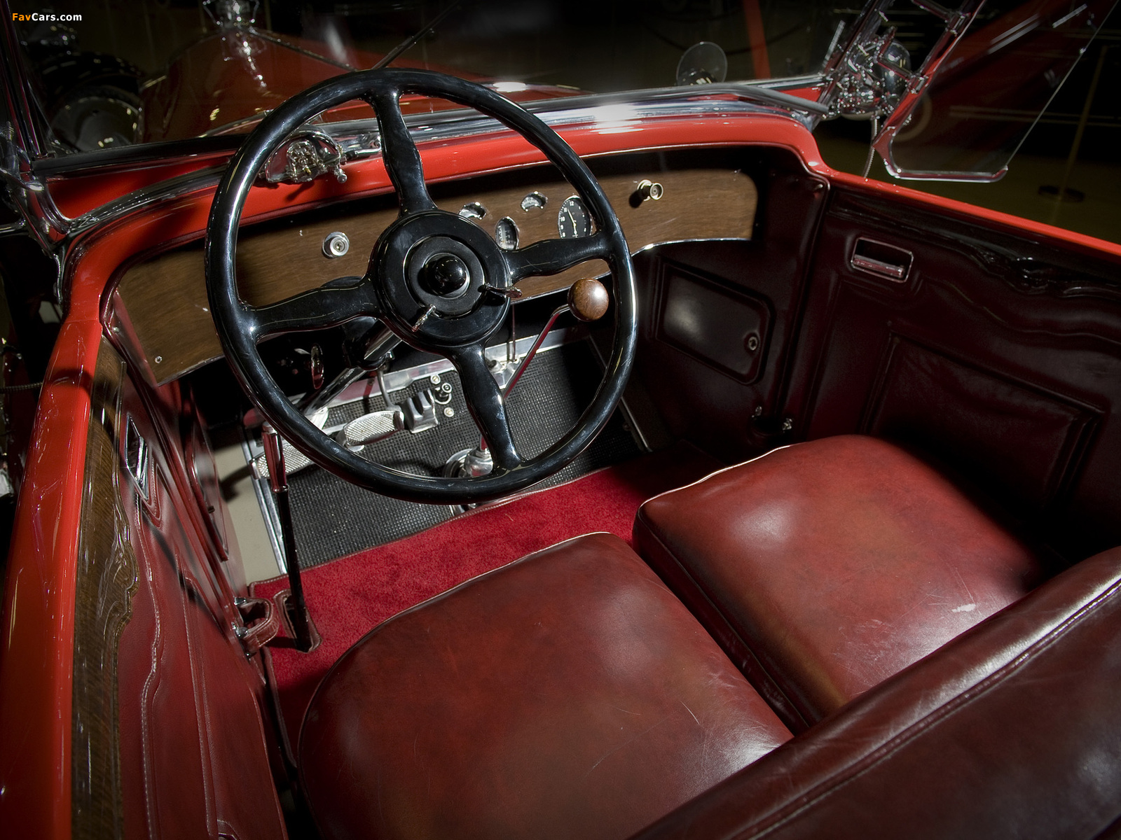 Pictures of Packard Deluxe Eight Dual Cowl Phaeton (645) 1929 (1600 x 1200)