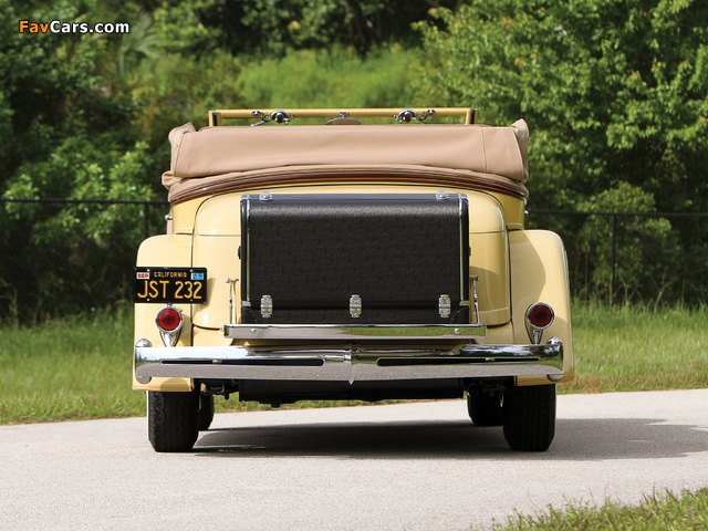 Pictures of Packard Eight Convertible Victoria 1934 (640 x 480)