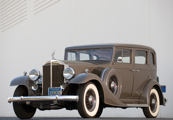Packard Eight 5-passenger Sedan 1933 wallpapers