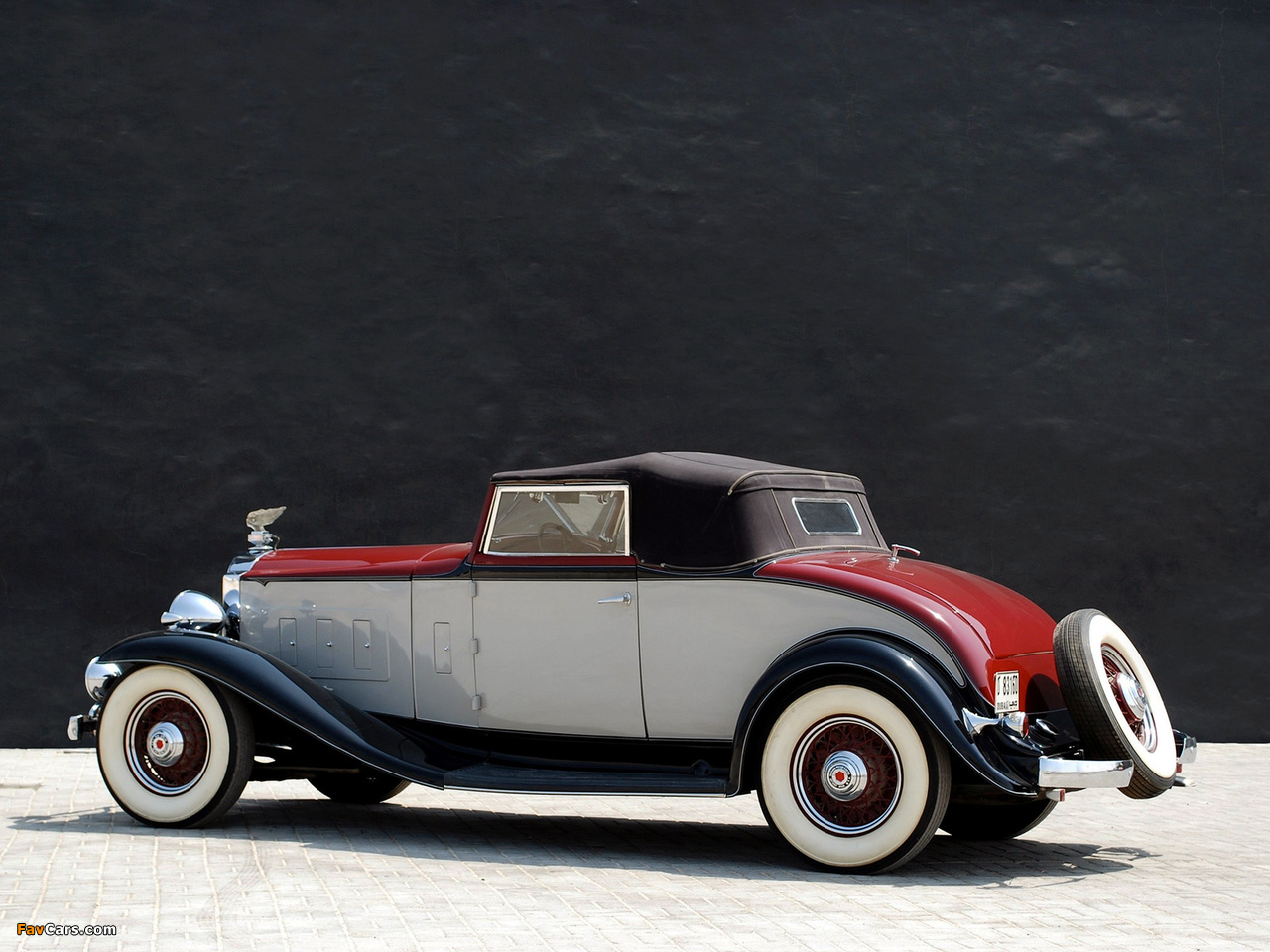 Packard Light Eight Coupe Roadster (900-559) 1932 wallpapers (1280 x 960)