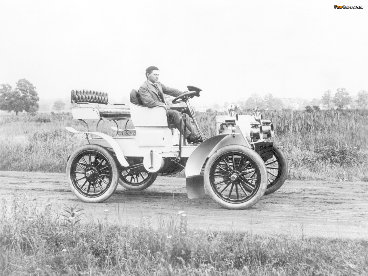 Images of Packard Model F Runabout 1902–03 (1280 x 960)