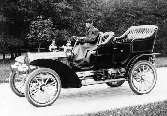 Pictures of Packard Model N Touring 1905