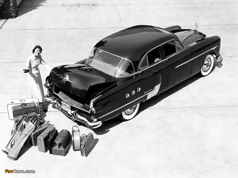 Photos of Packard Patrician 400 Sedan 1951 (800 x 600)