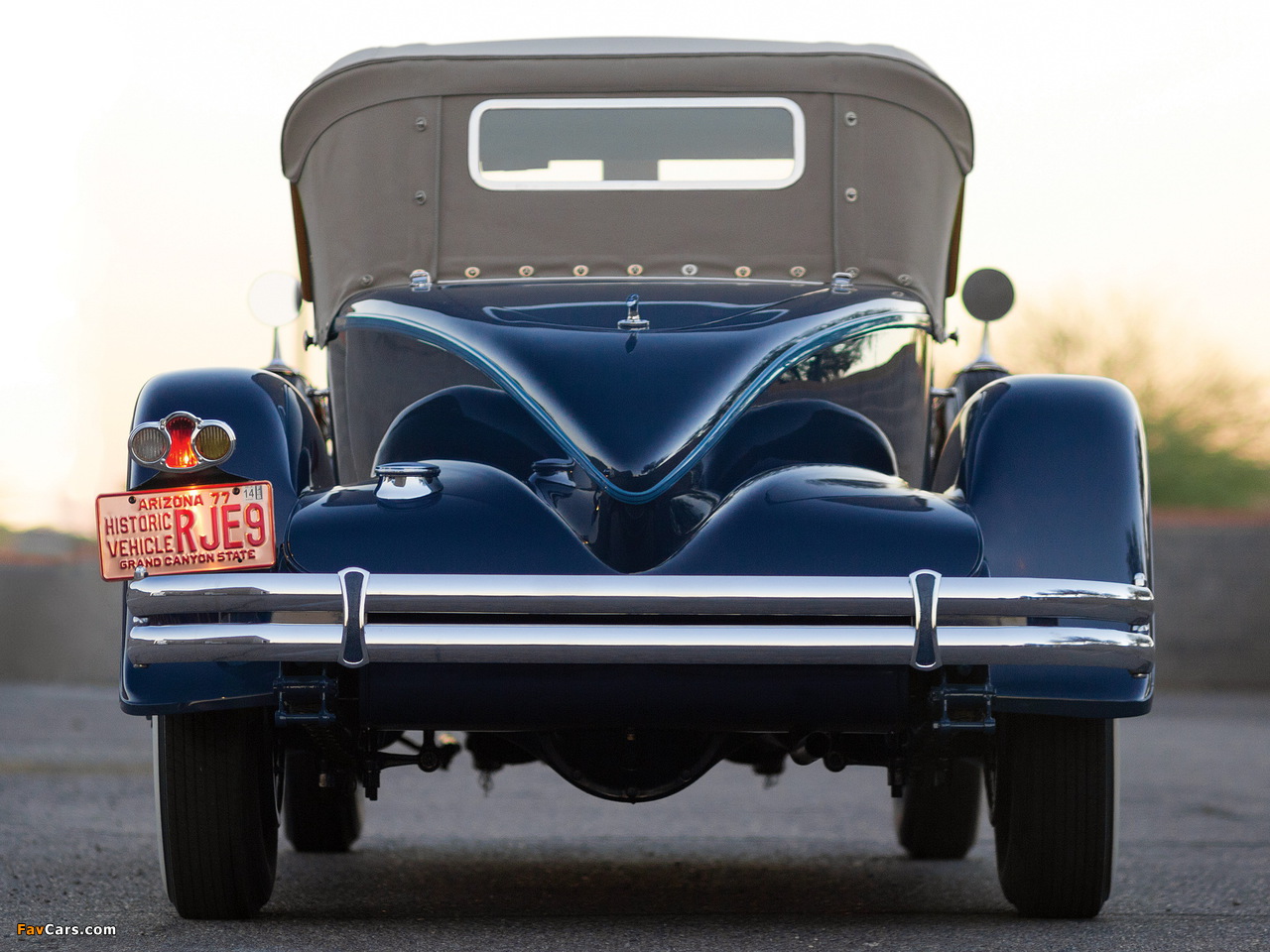 Images of Packard Speedster Eight Boattail Roadster/Runabout (734-422/452) 1930 (1280 x 960)