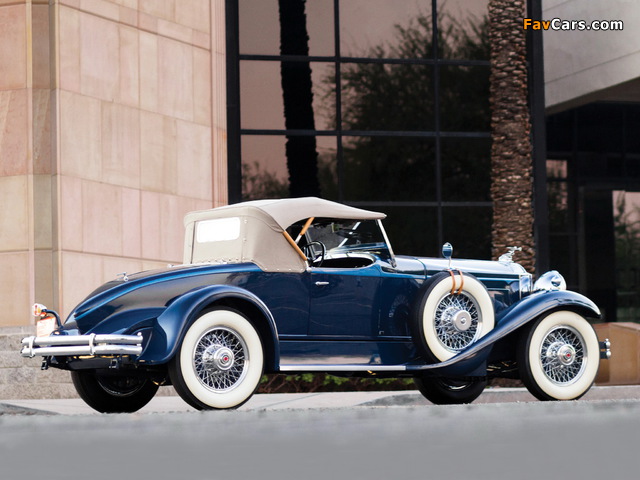 Pictures of Packard Speedster Eight Boattail Roadster/Runabout (734-422/452) 1930 (640 x 480)