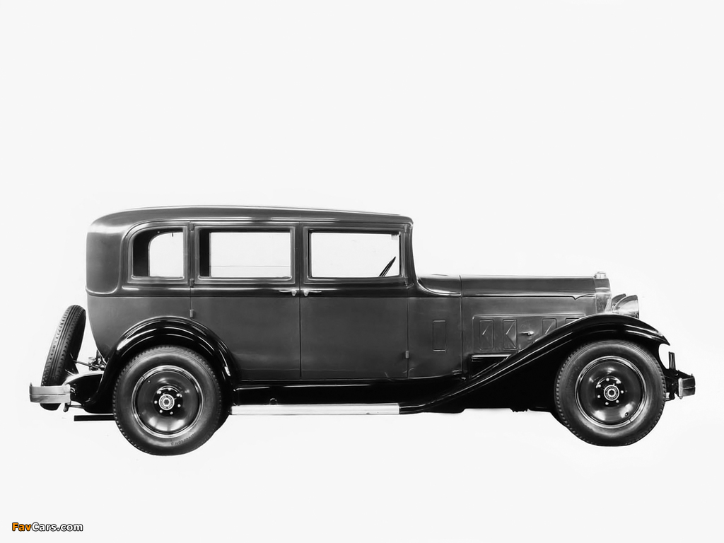 Packard Standard Eight Sedan (901-503) 1932 pictures (1024 x 768)