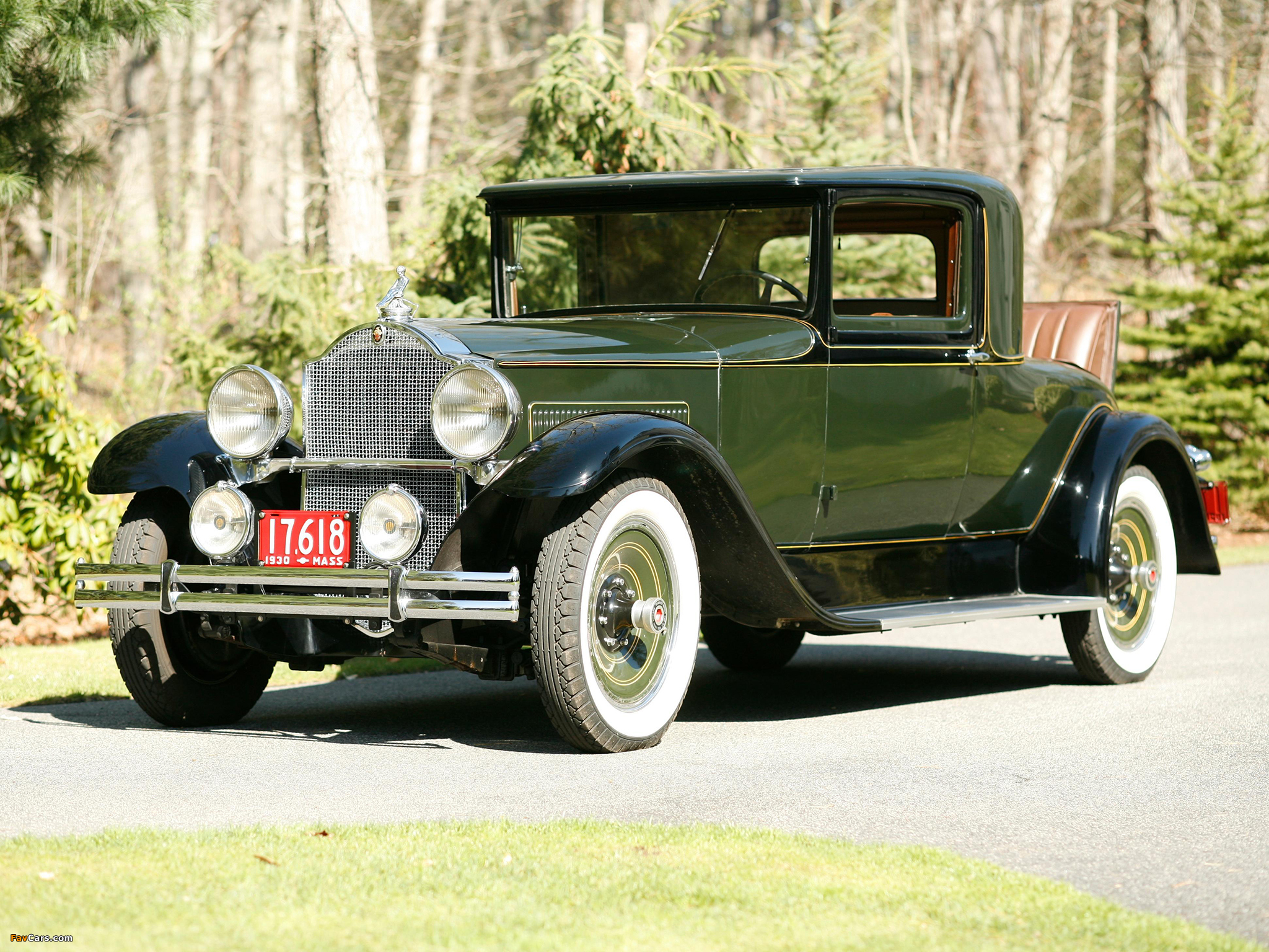Photos of Packard Standard Eight Coupe (733-408) 1930 (2048 x 1536)