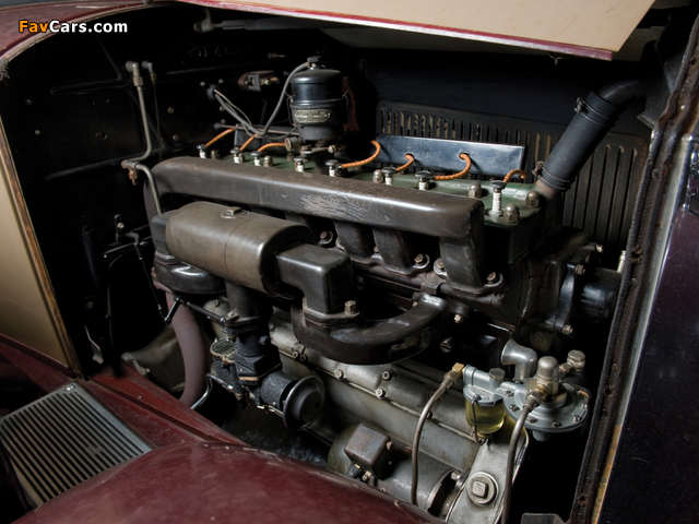 Photos of Packard Standard Eight Sport Phaeton (833-481) 1931 (640 x 480)