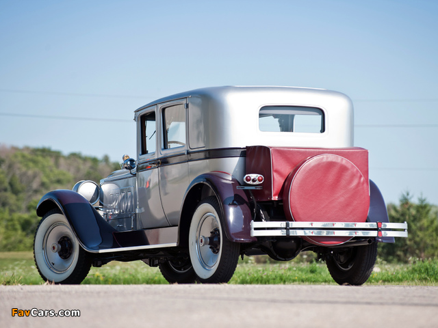 Pictures of Packard Standard Eight Club Sedan (443-386) 1928 (640 x 480)
