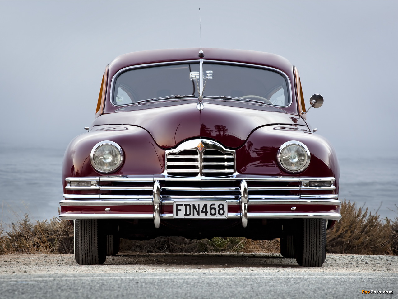 Pictures of Packard Standard Eight Station Sedan (2201-2293) 1948 (1280 x 960)