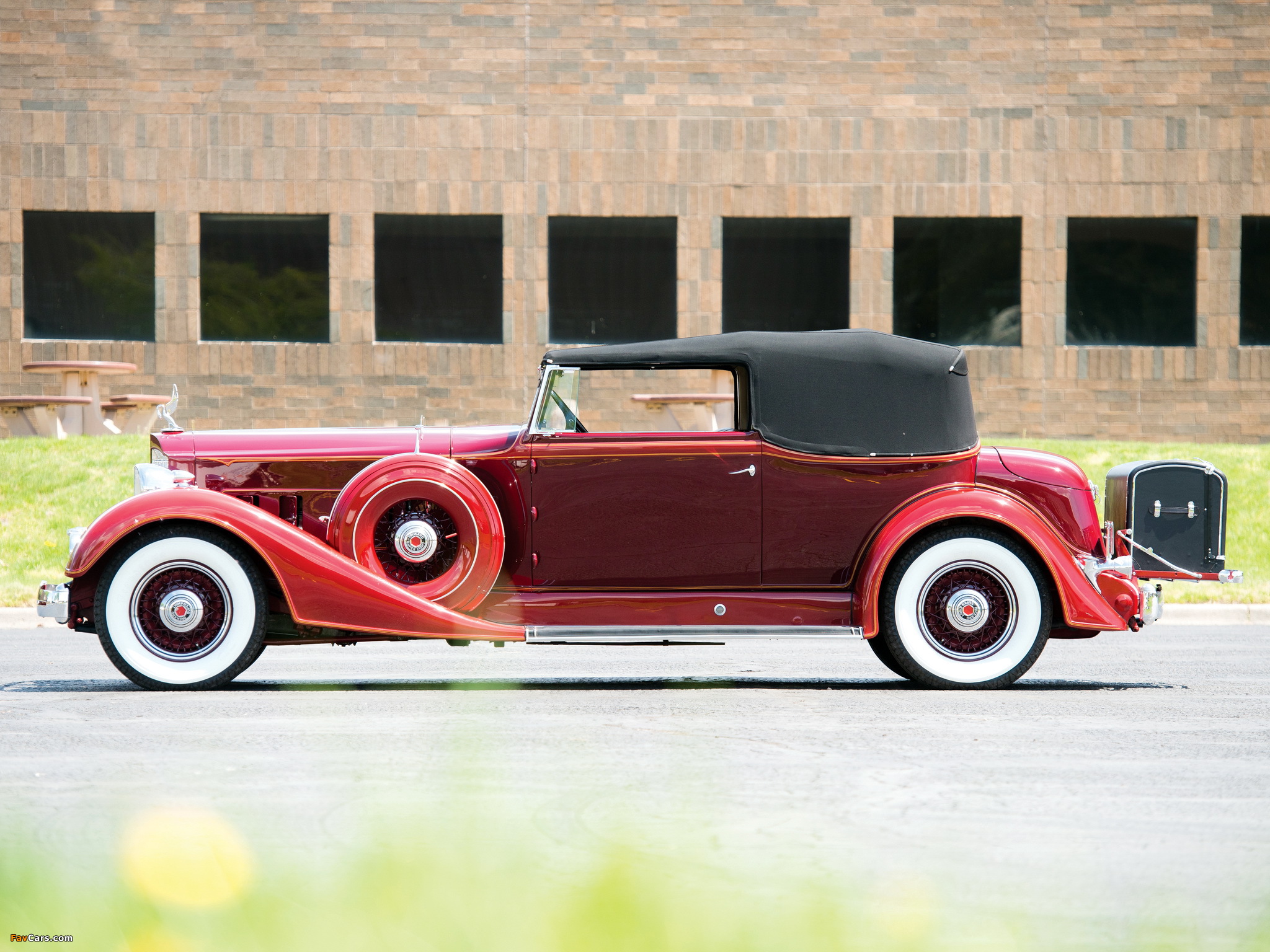 Images of Packard Super Eight Convertible Victoria (1104-767) 1934 (2048 x 1536)