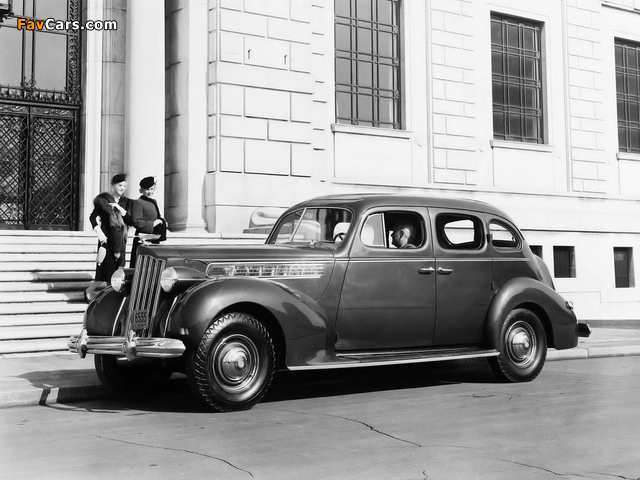Images of Packard Super Eight Touring Sedan 1939 (640 x 480)