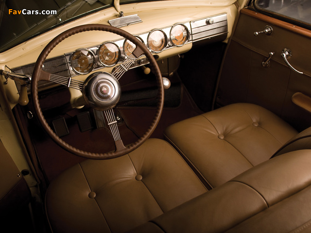 Packard Super Eight Convertible Coupe (1604-1119) 1938 wallpapers (640 x 480)