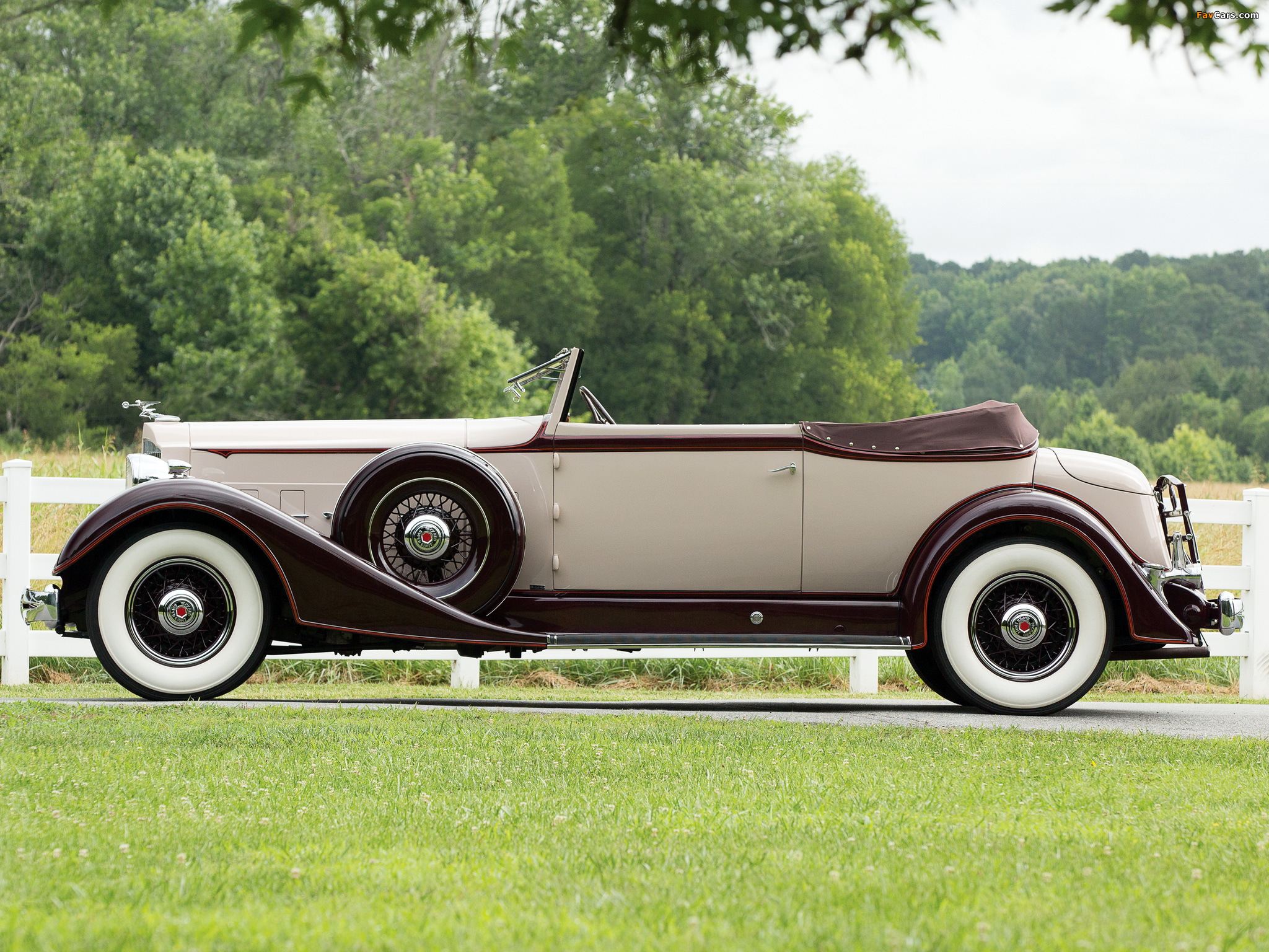 Pictures of Packard Super Eight Convertible Victoria (1104-767) 1934 (2048 x 1536)
