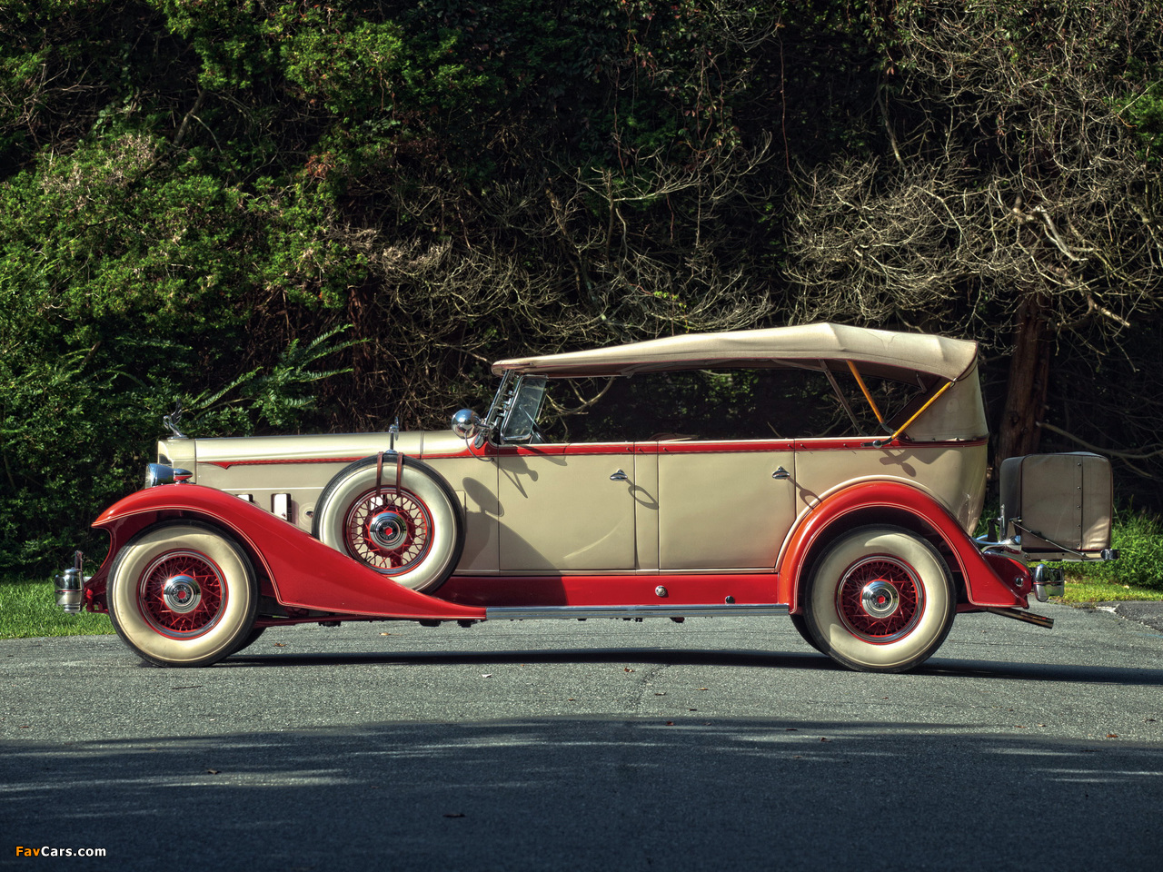 Packard Super Eight Touring (1004-650) 1933 wallpapers (1280 x 960)