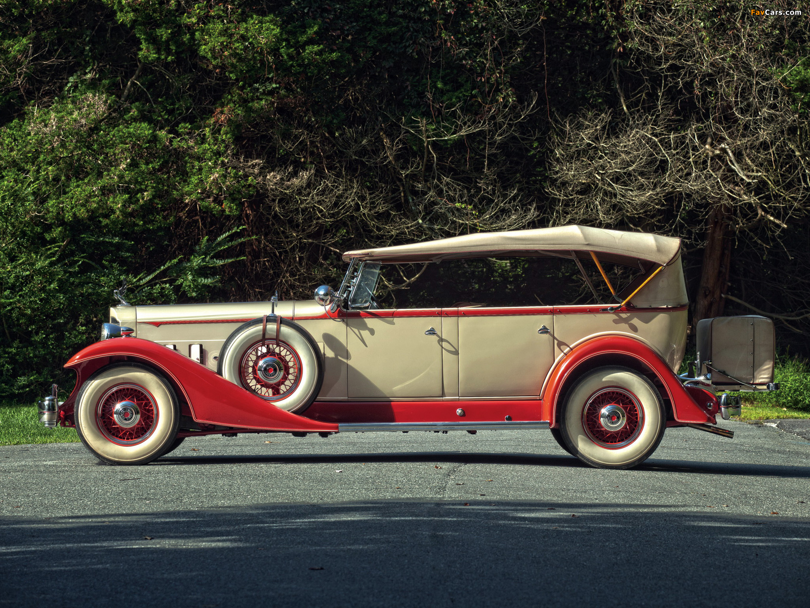 Packard Super Eight Touring (1004-650) 1933 wallpapers (1600 x 1200)