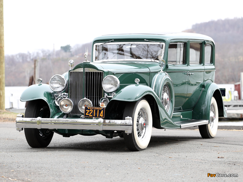 1933 Packard Super Eight 7-passenger Sedan (1004-654) 1933 wallpapers (800 x 600)