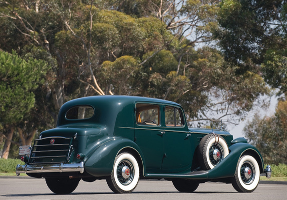Images of Packard Twelve Club Sedan 1936