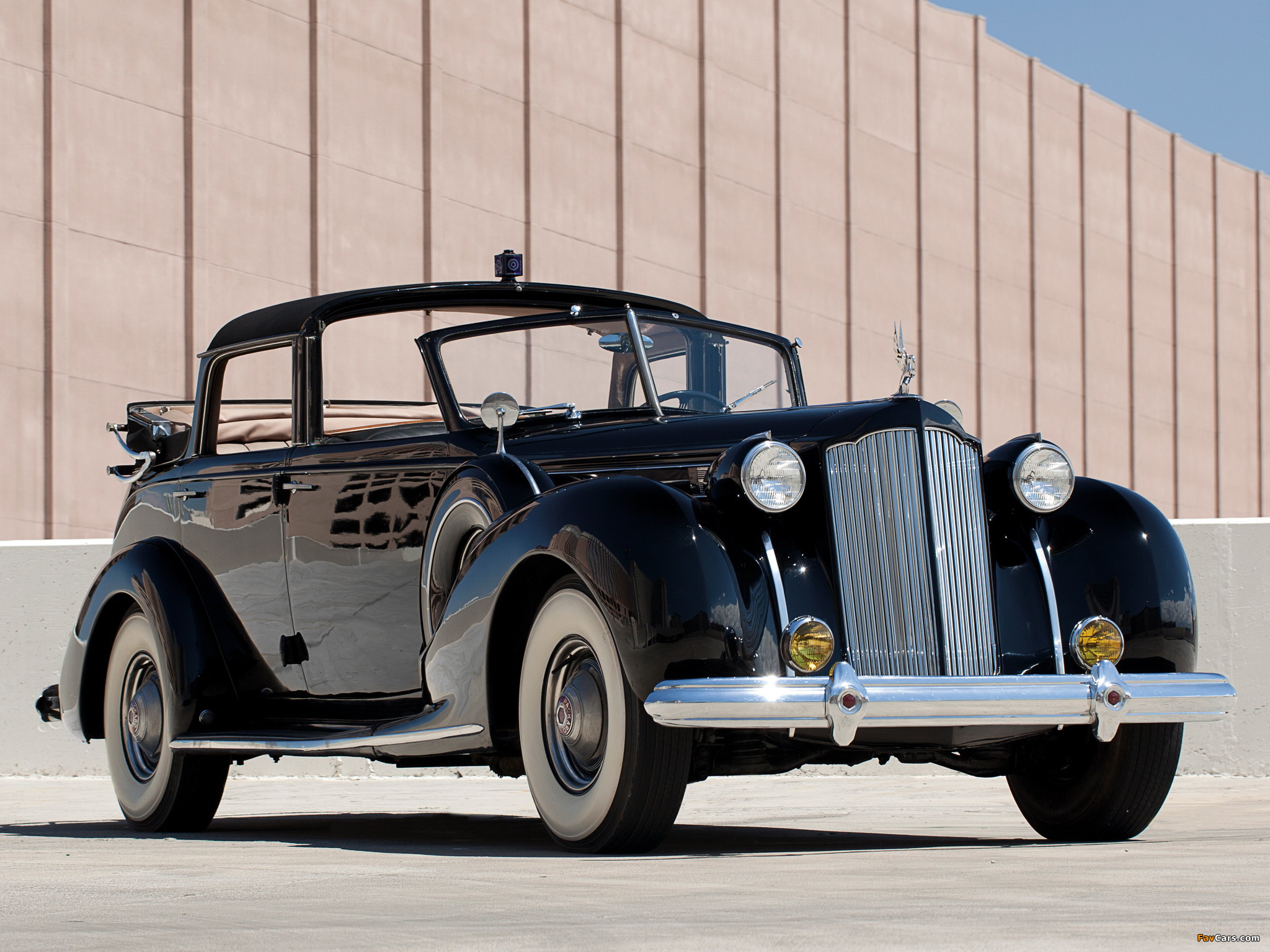 Images of Packard Twelve All-Weather Cabriolet by Brunn (1608-3087) 1938 (2048 x 1536)