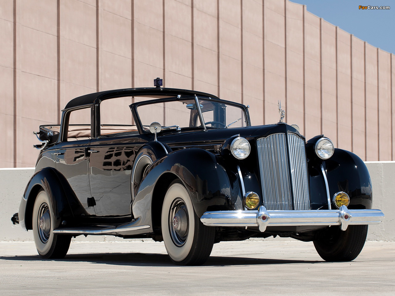 Images of Packard Twelve All-Weather Cabriolet by Brunn (1608-3087) 1938 (1280 x 960)