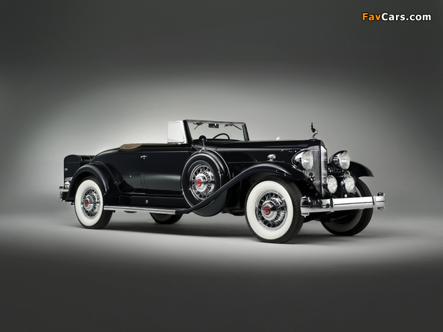 Images of 1932 Packard Twelve Coupe Roadster (905-579) (640 x 480)