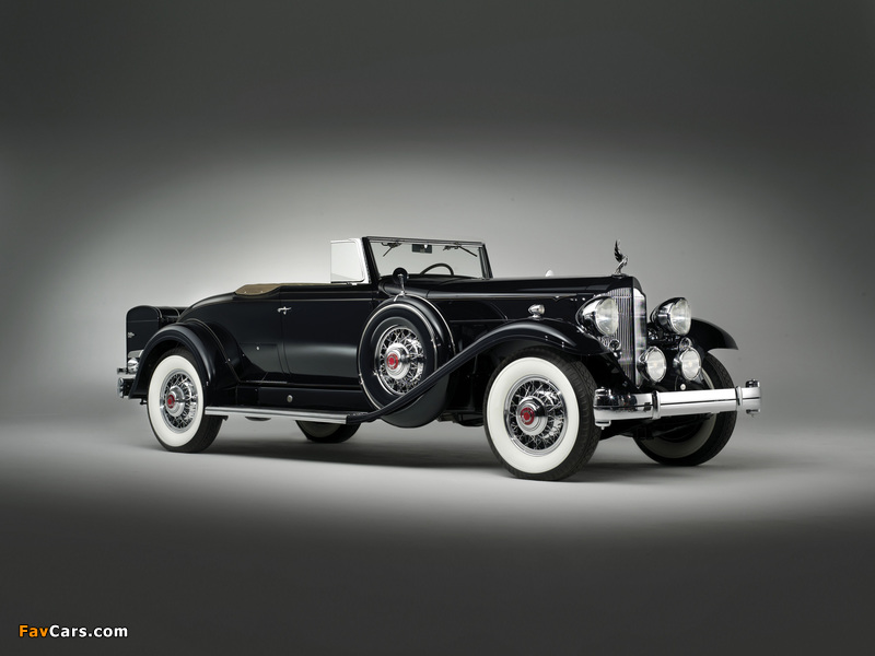 Images of 1932 Packard Twelve Coupe Roadster (905-579) (800 x 600)