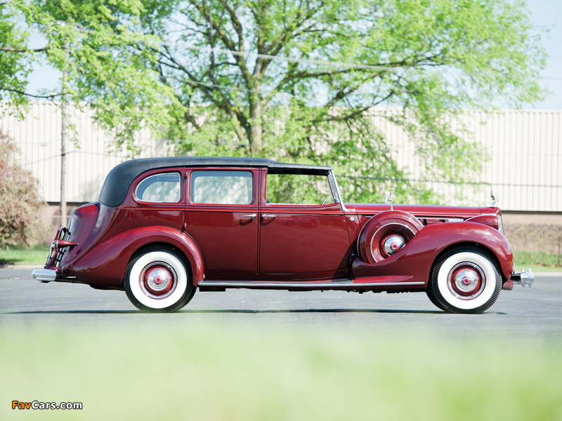 Images of 1938 Packard Twelve All-Weather Town Car by Rollston (1608-495) (800 x 600)