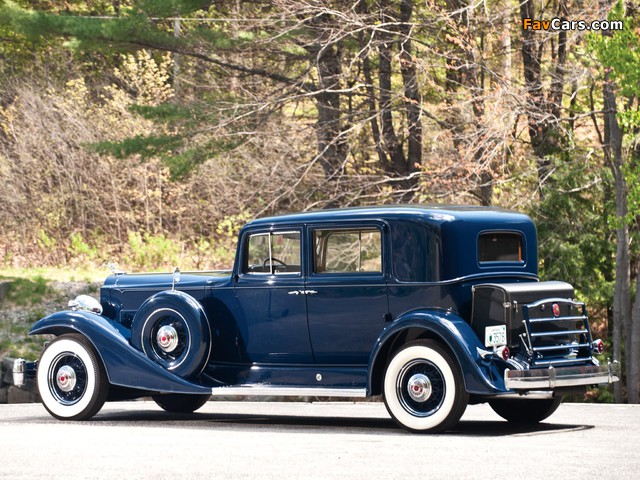 Packard Twelve Club Sedan (1005-636) 1933 images (640 x 480)
