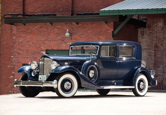 Packard Twelve Club Sedan (1005-636) 1933 wallpapers