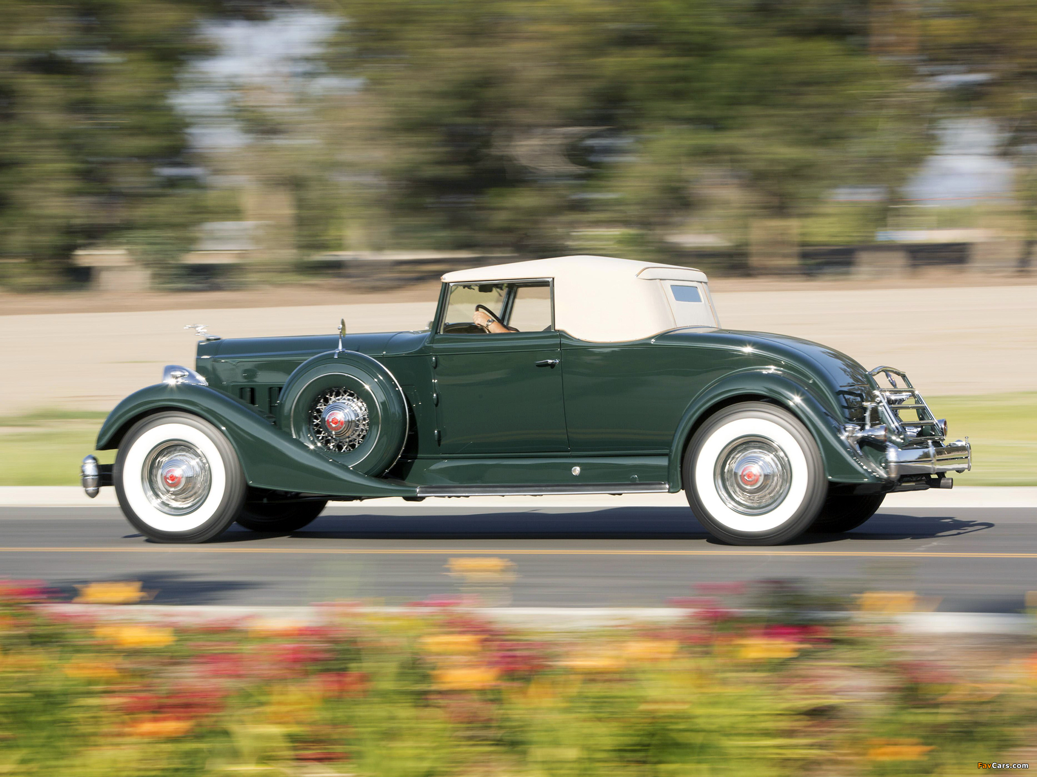 Packard Twelve Coupe Roadster (1107-739) 1934 wallpapers (2048 x 1536)