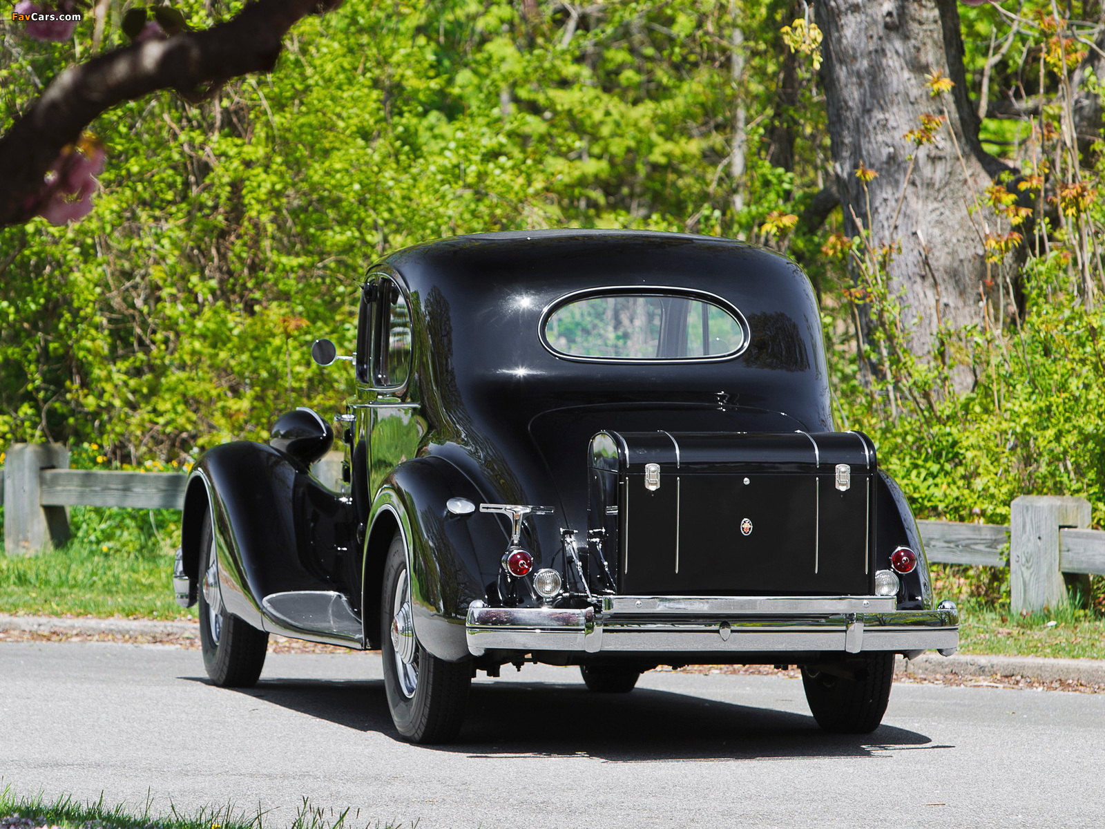 Packard Twelve 5-passenger Coupe (1407) 1936 images (1600 x 1200)