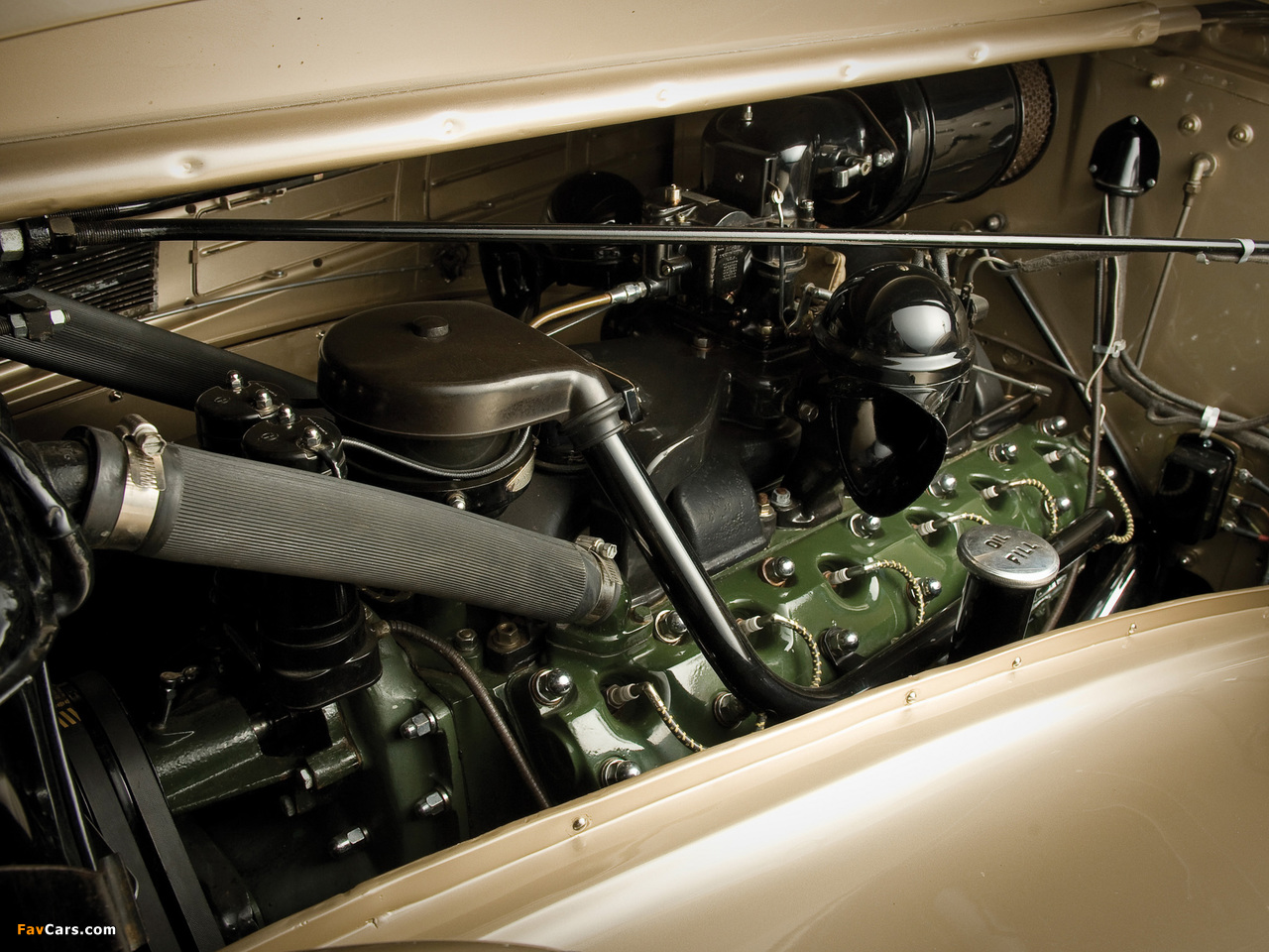 Packard Twelve Coupe Roadster (1607-1139) 1938 photos (1280 x 960)