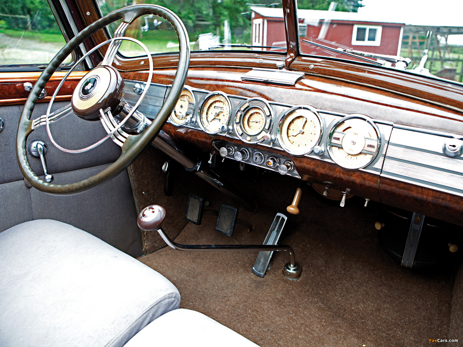 Packard Twelve Convertible Sedan (1708-1253) 1939 pictures (1600 x 1200)