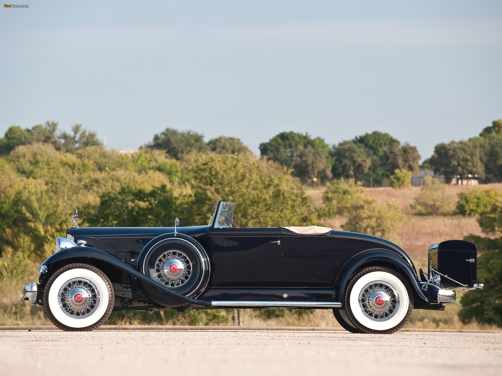 1932 Packard Twelve Coupe Roadster (905-579) pictures (2048 x 1536)