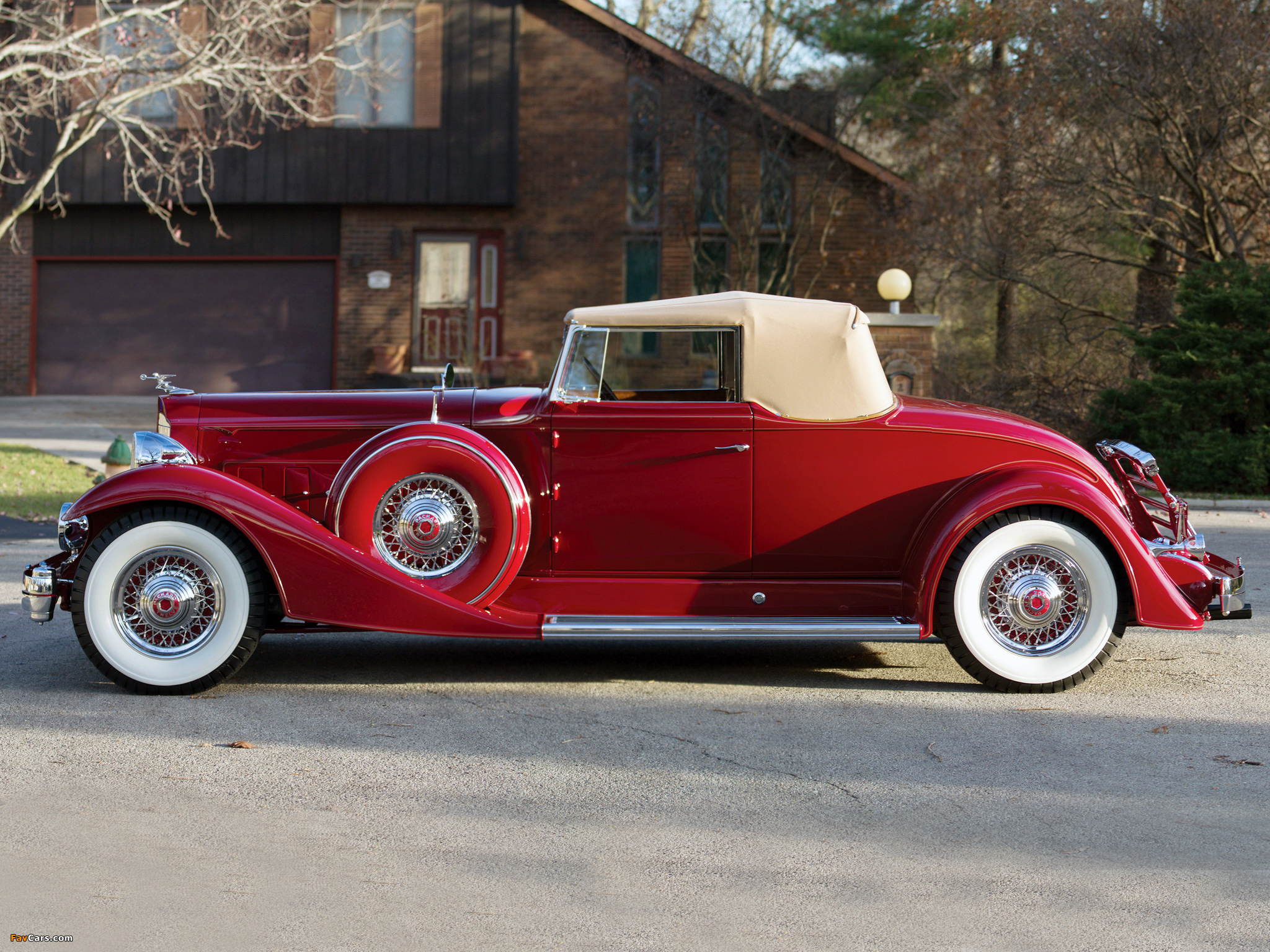 Photos of Packard Twelve Coupe Roadster (1005-639) 1933 (2048 x 1536)