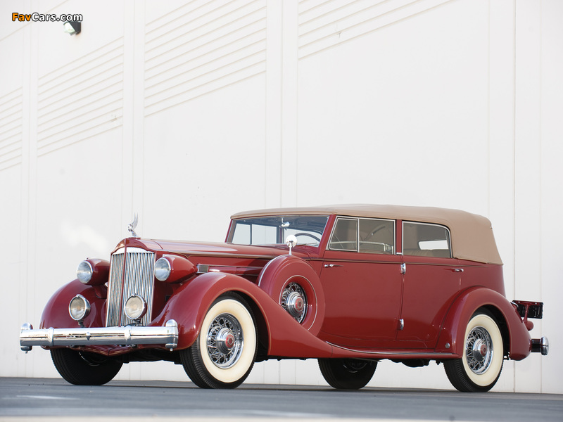 Photos of Packard Twelve Convertible Sedan by Dietrich (1208-873) 1935 (800 x 600)