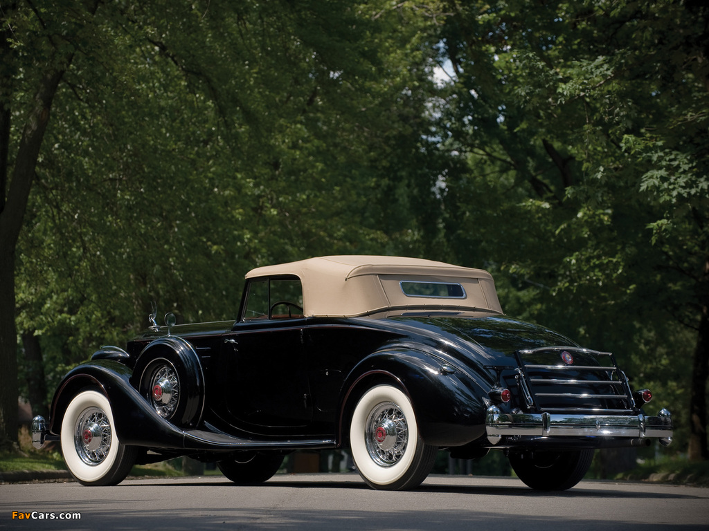 Photos of Packard Twelve Coupe Roadster (1407-939) 1936 (1024 x 768)
