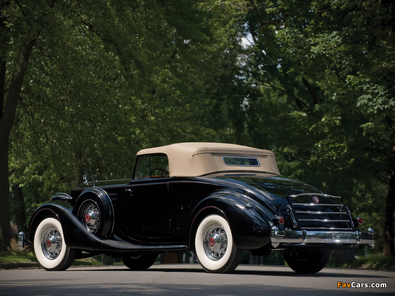 Photos of Packard Twelve Coupe Roadster (1407-939) 1936 (800 x 600)