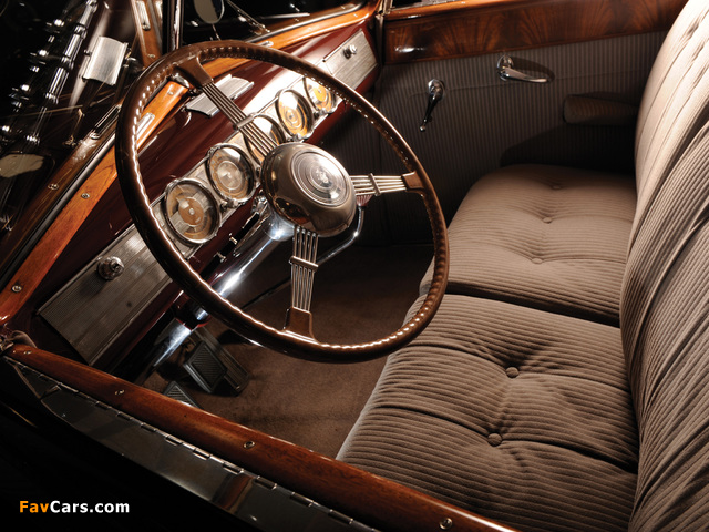 Photos of Packard Twelve Collapsible Touring Cabriolet by Brunn 1938 (640 x 480)