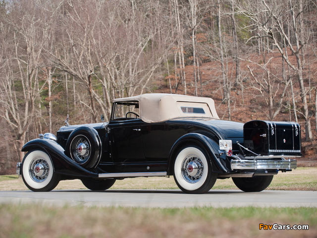 Pictures of Packard Twelve Coupe Roadster (1005-639) 1933 (640 x 480)