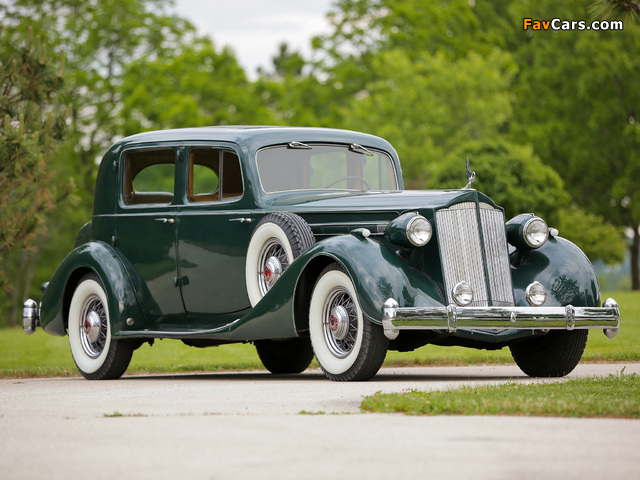 Pictures of Packard Twelve Club Sedan 1936 (640 x 480)