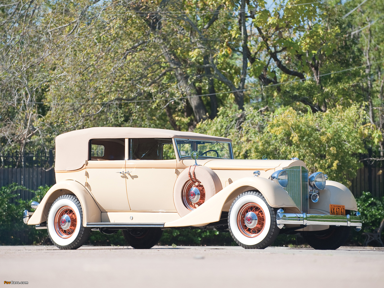 Packard Twelve Convertible Sedan (1107-743) 1934 wallpapers (1600 x 1200)