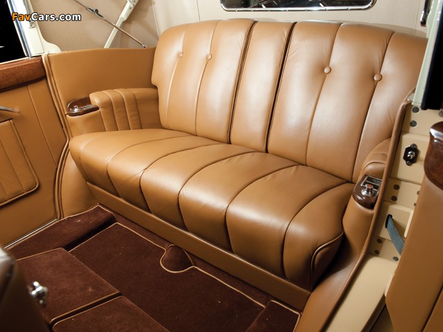 Packard Twelve Convertible Sedan (1107-743) 1934 wallpapers (640 x 480)