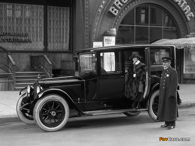 1918–19 Packard Twin Six Model 3-35 Brougham (185) images (640 x 480)
