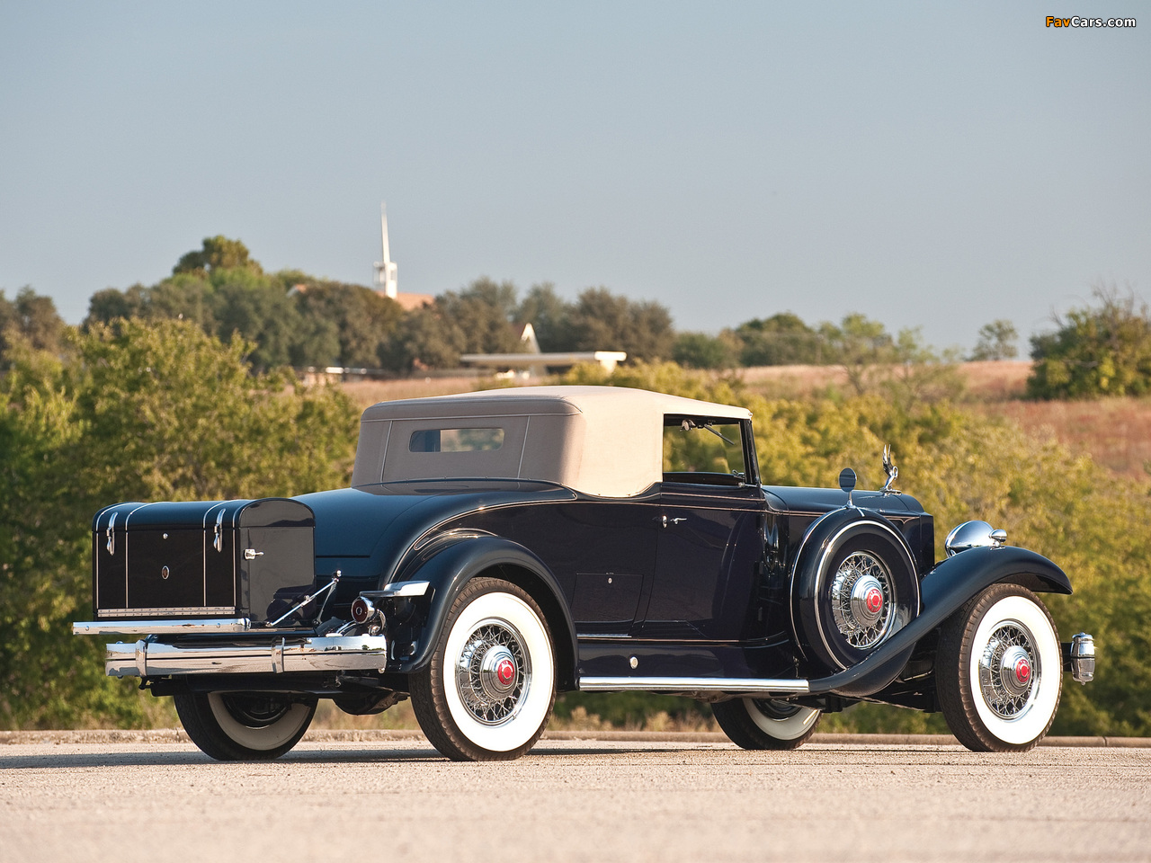 Pictures of Packard Twin Six Coupe Roadster 1932 (1280 x 960)