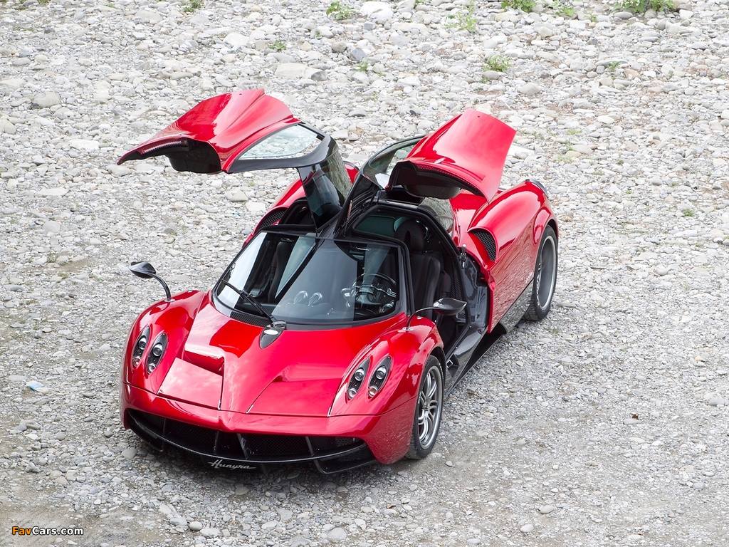 Pagani Huayra 2012 pictures (1024 x 768)