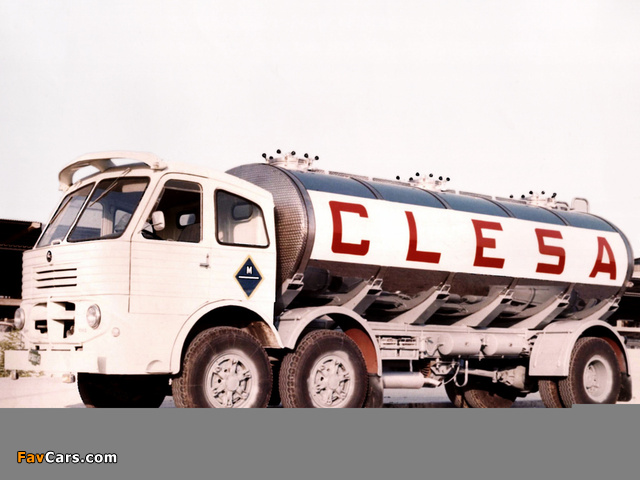 Images of Pegaso 1063 6x2 Tanker 1962–69 (640 x 480)