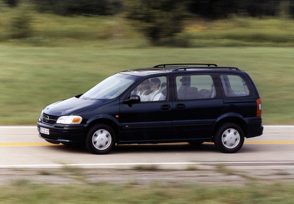 Photos of Opel Sintra 1996–1999