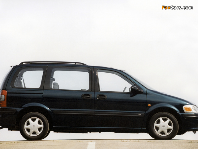 Pictures of Opel Sintra 1996–1999 (640 x 480)