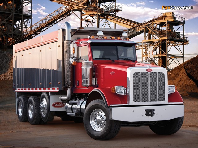 Peterbilt 367 Dump Truck 2007 photos (640 x 480)